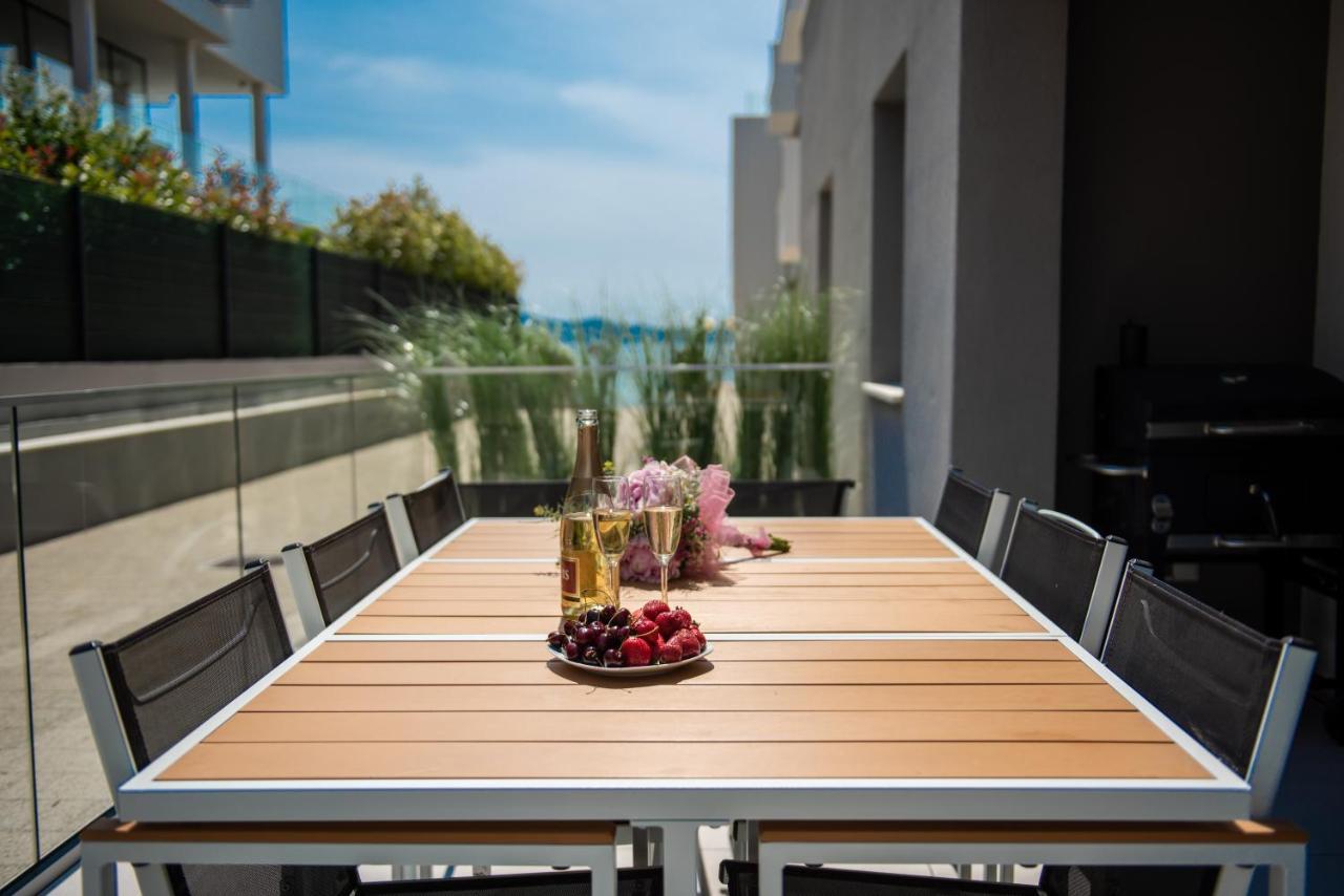 Mm Luxury Apartments Diamond & Silver Zara Esterno foto