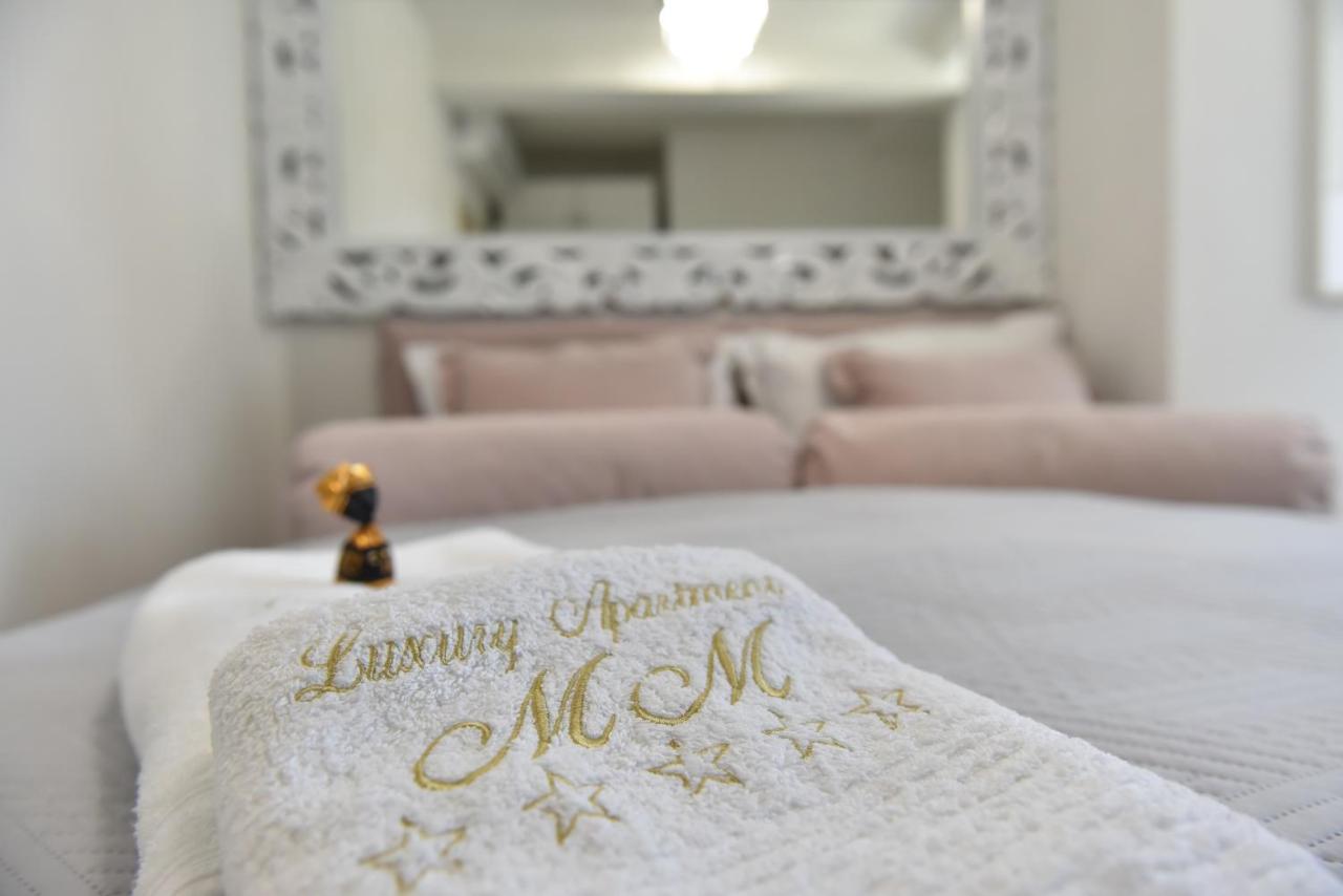Mm Luxury Apartments Diamond & Silver Zara Esterno foto