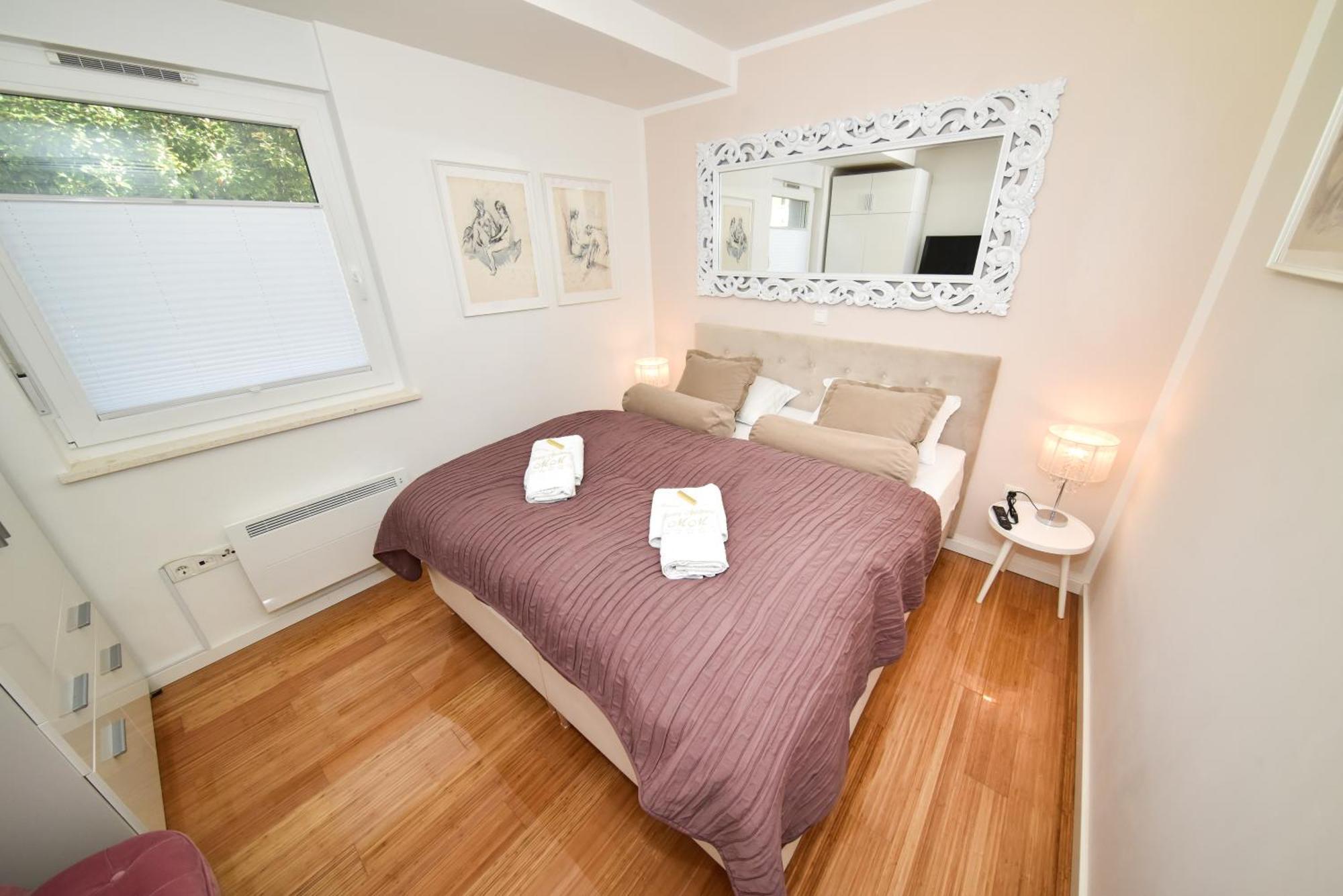 Mm Luxury Apartments Diamond & Silver Zara Esterno foto